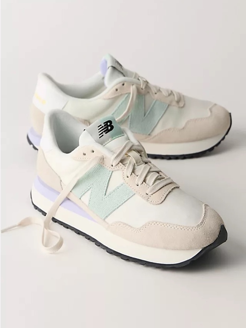 New Balance Women’s 237 Sneakers in Seasalt/Blue/Purple Size 7.5 Casual Shoes
